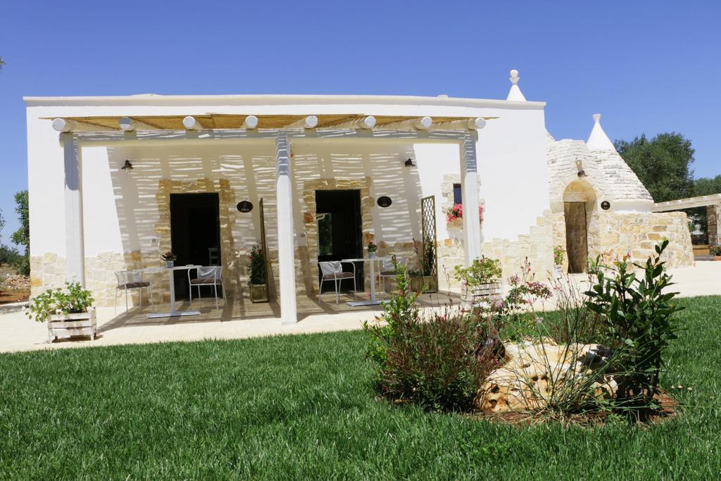 Residence Spadalunga San Michele Salentino Exterior photo